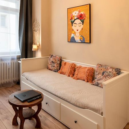 Studio Apartment - Tower Petrin ปราก ภายนอก รูปภาพ