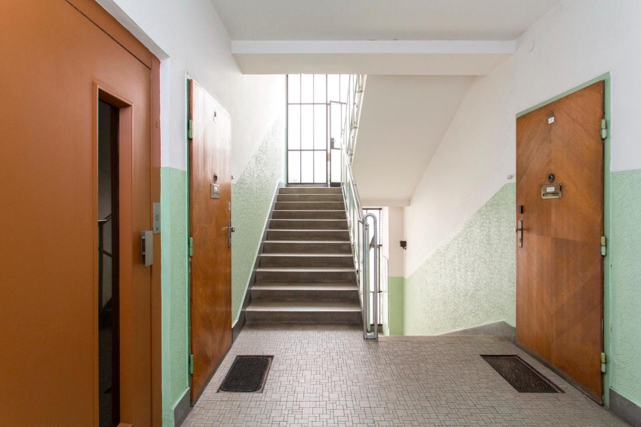 Studio Apartment - Tower Petrin ปราก ภายนอก รูปภาพ