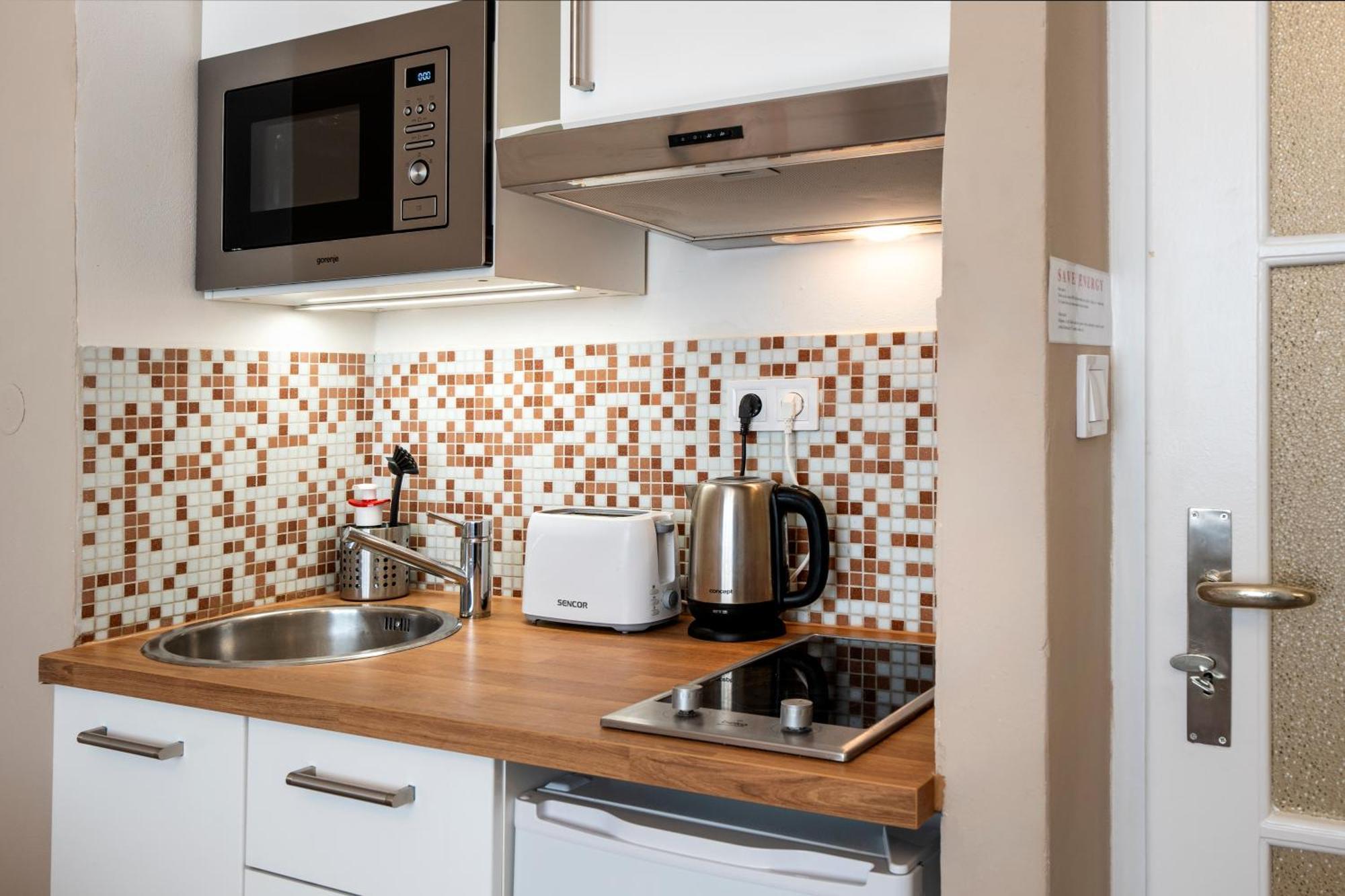 Studio Apartment - Tower Petrin ปราก ภายนอก รูปภาพ