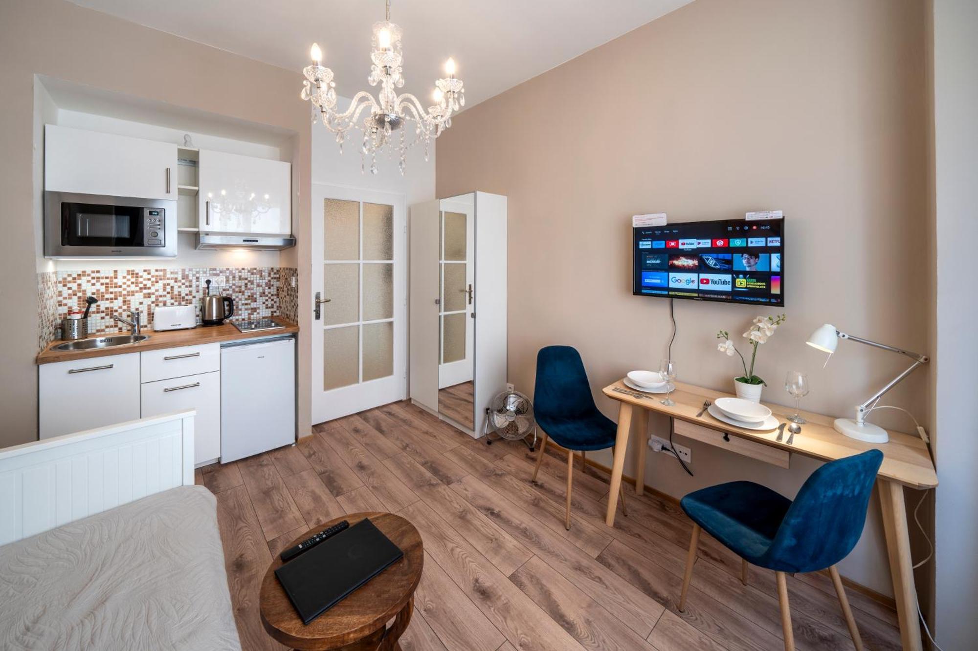 Studio Apartment - Tower Petrin ปราก ภายนอก รูปภาพ