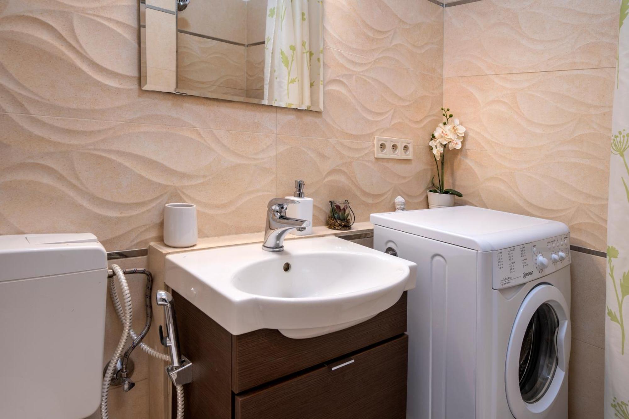 Studio Apartment - Tower Petrin ปราก ภายนอก รูปภาพ