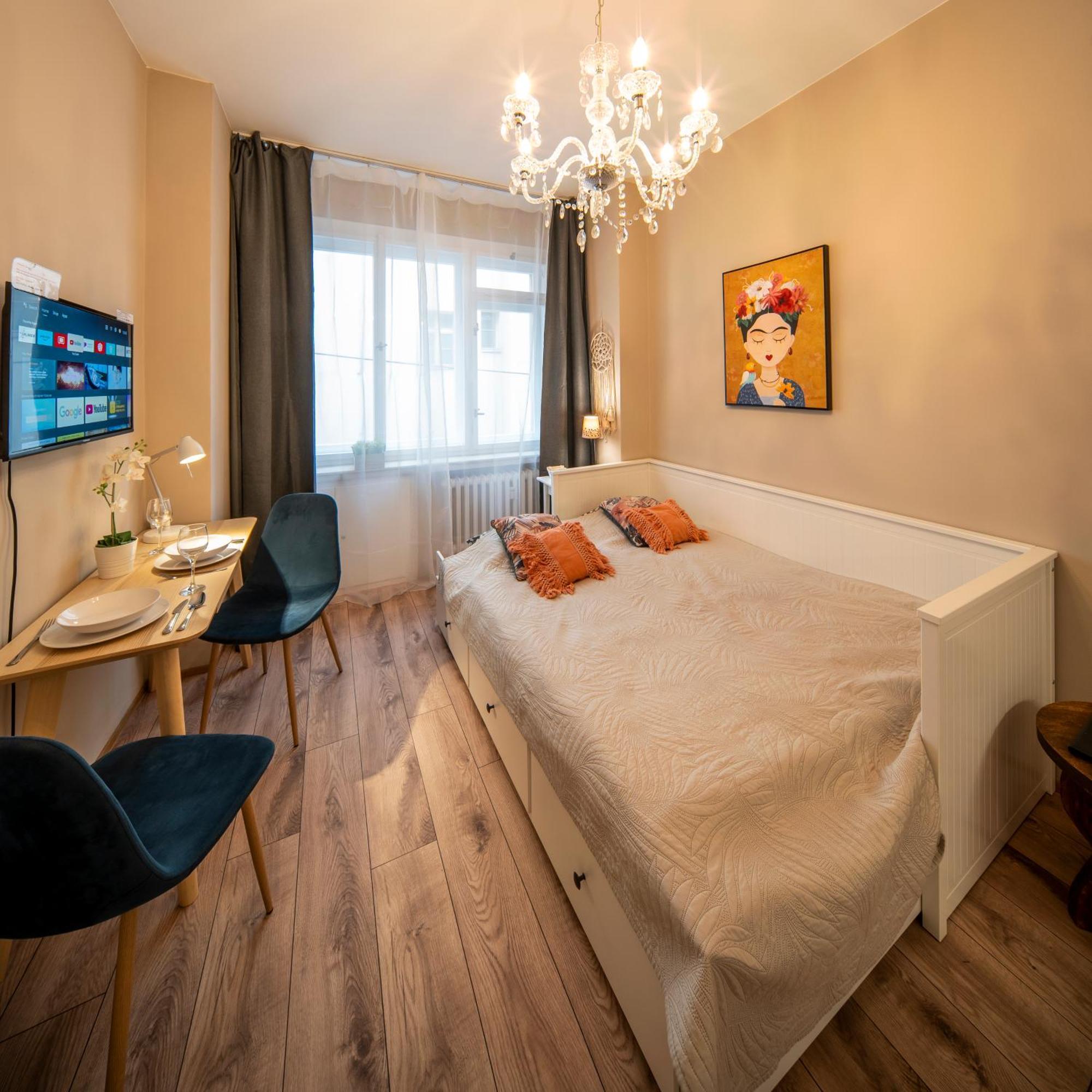 Studio Apartment - Tower Petrin ปราก ภายนอก รูปภาพ