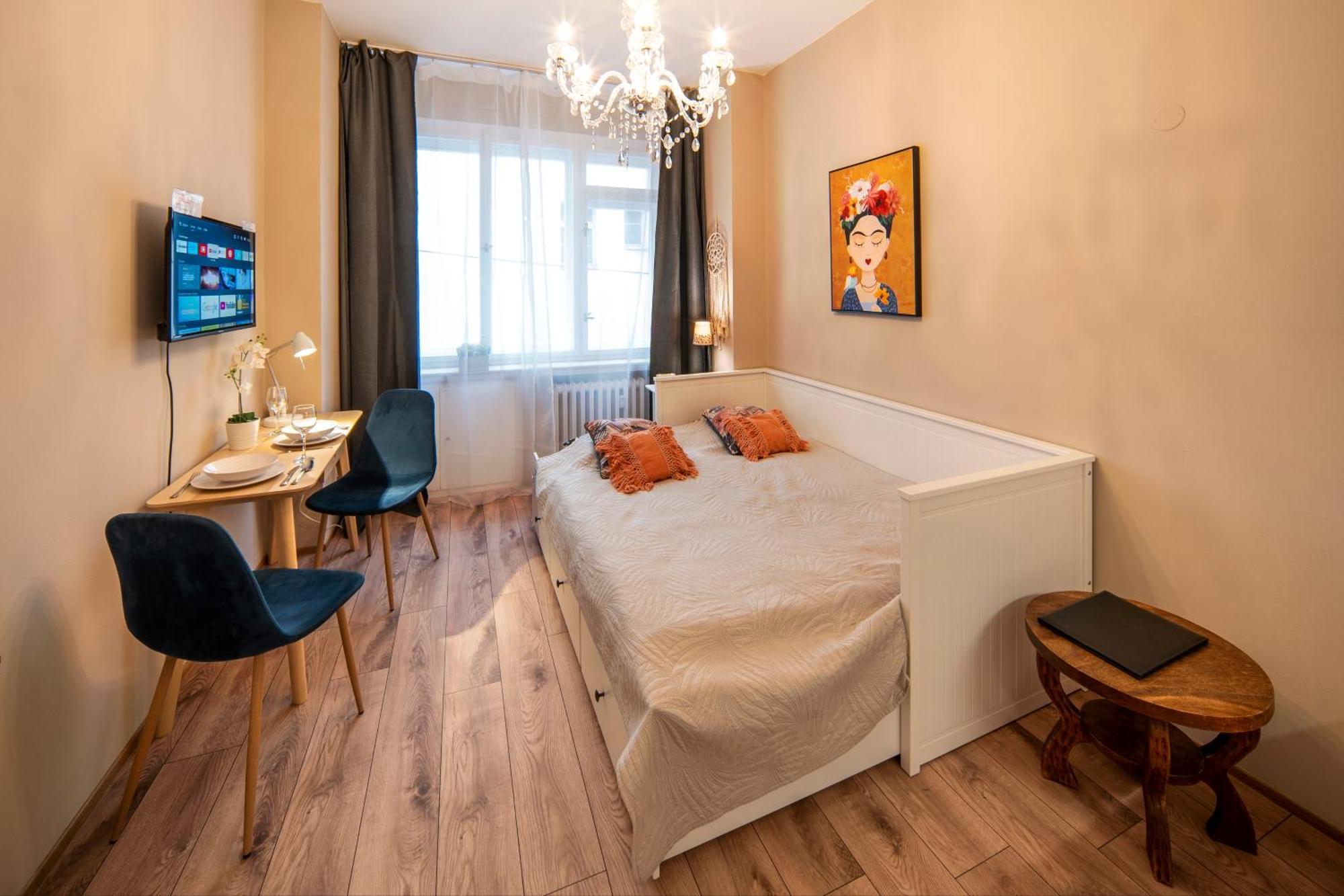 Studio Apartment - Tower Petrin ปราก ภายนอก รูปภาพ