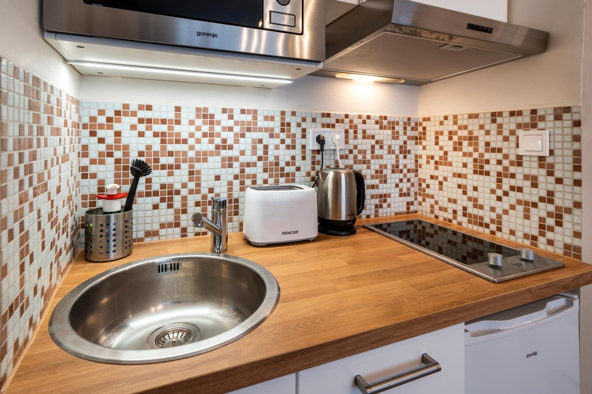 Studio Apartment - Tower Petrin ปราก ภายนอก รูปภาพ