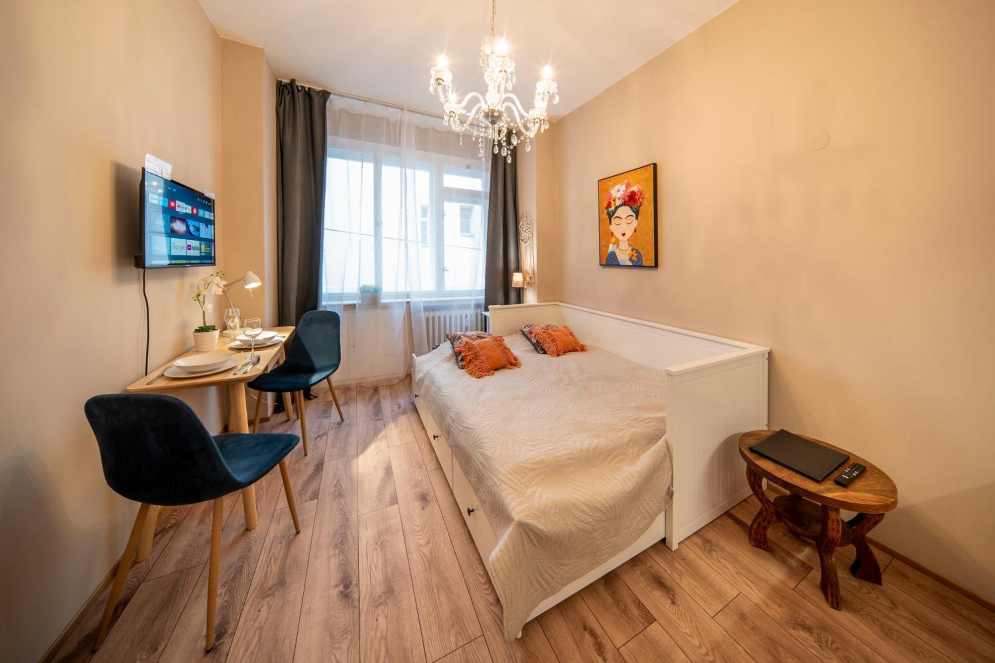 Studio Apartment - Tower Petrin ปราก ภายนอก รูปภาพ